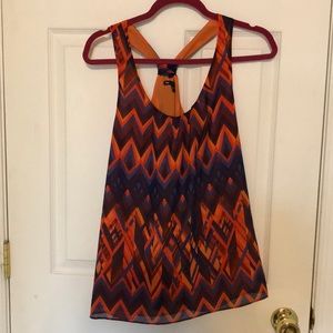 Gap Patterned tank top with lining and fun back